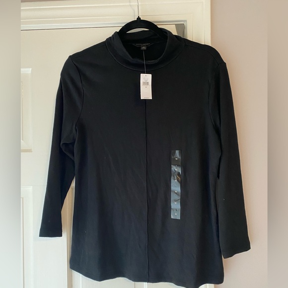 Luxe Mock Neck t shirt Banana Republic Factory - Picture 2 of 4